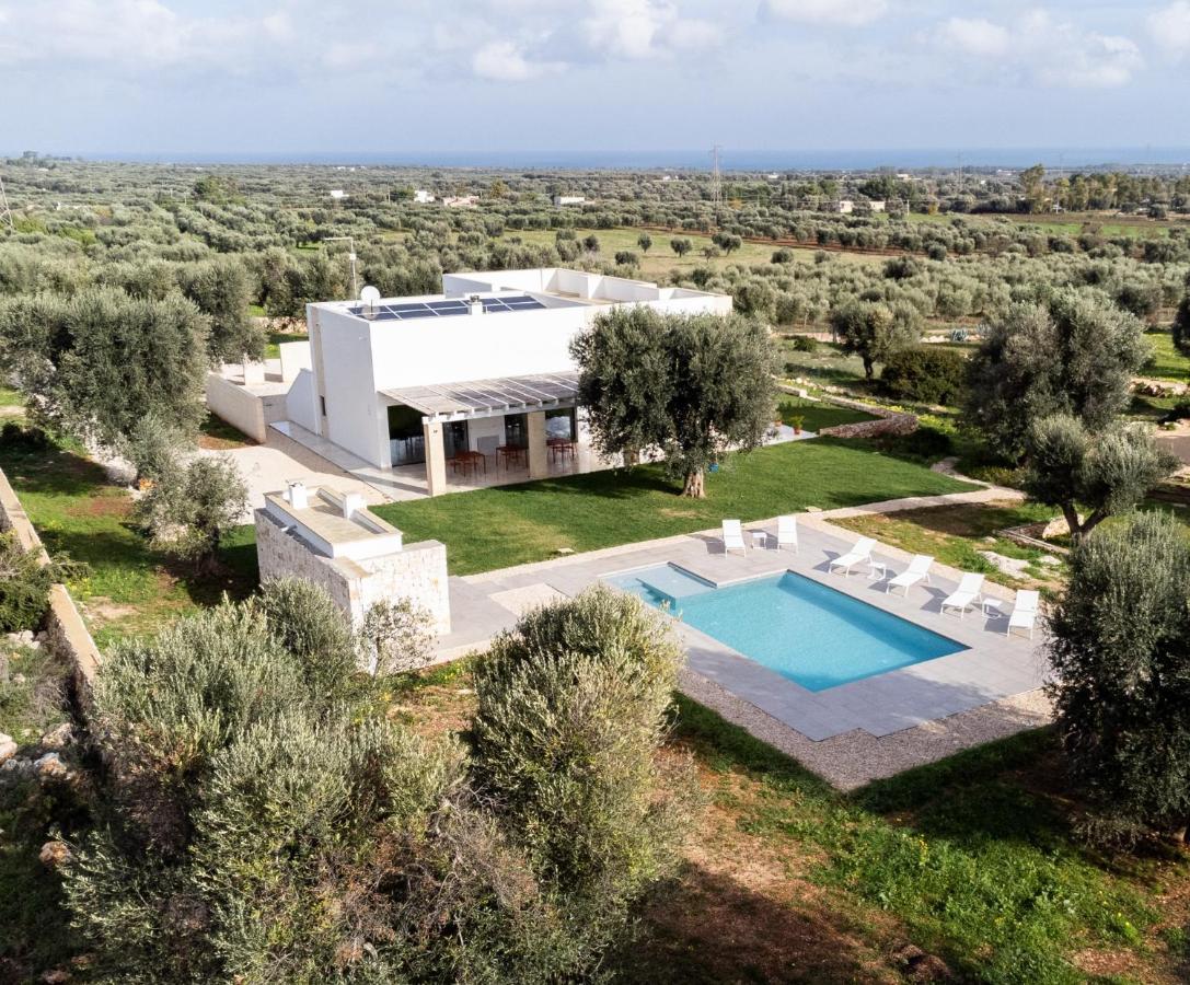 Dimora La Scaledda Bed & Breakfast Serranova ภายนอก รูปภาพ