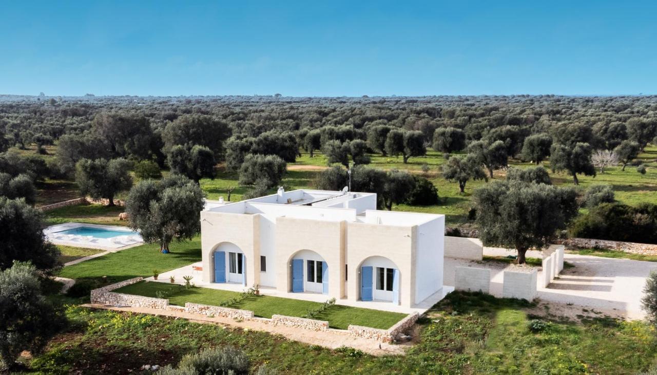 Dimora La Scaledda Bed & Breakfast Serranova ภายนอก รูปภาพ