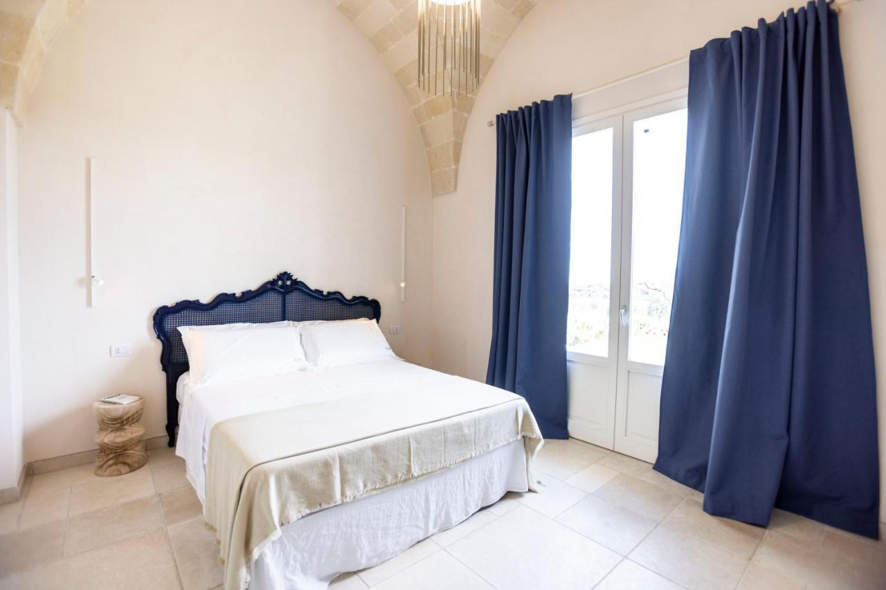Dimora La Scaledda Bed & Breakfast Serranova ห้อง รูปภาพ