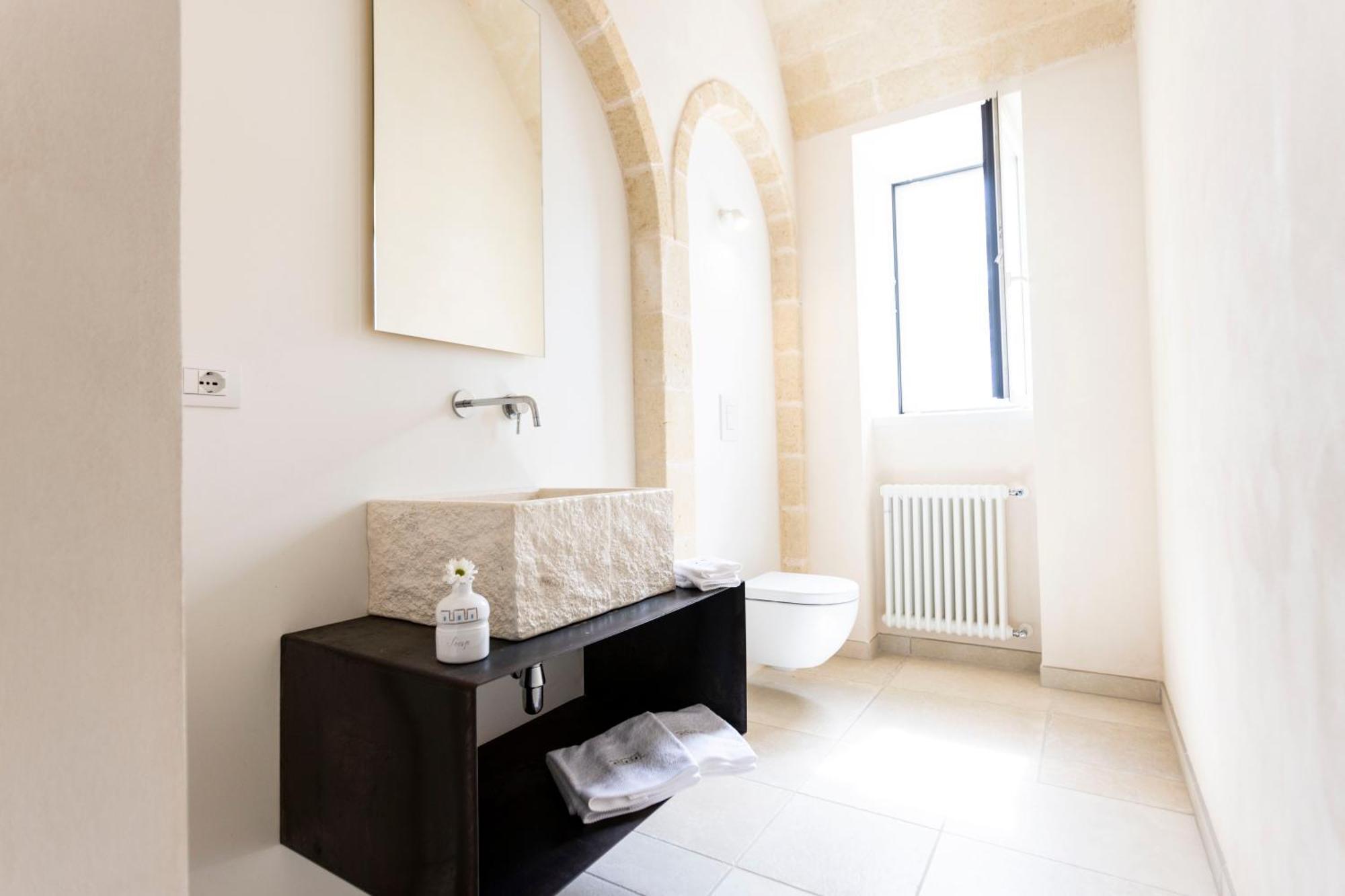 Dimora La Scaledda Bed & Breakfast Serranova ภายนอก รูปภาพ